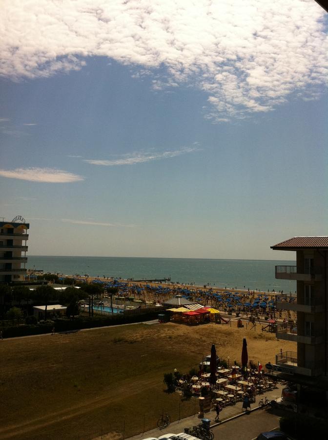 Residence Zeta - Walterigato Apartments Solo Per Famiglie Lido di Jesolo Exterior photo