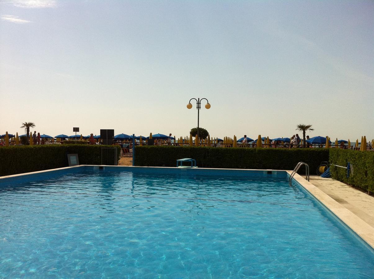 Residence Zeta - Walterigato Apartments Solo Per Famiglie Lido di Jesolo Exterior photo